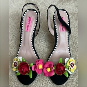 Betsey Johnson Black Floral Women's Sandals Size 10